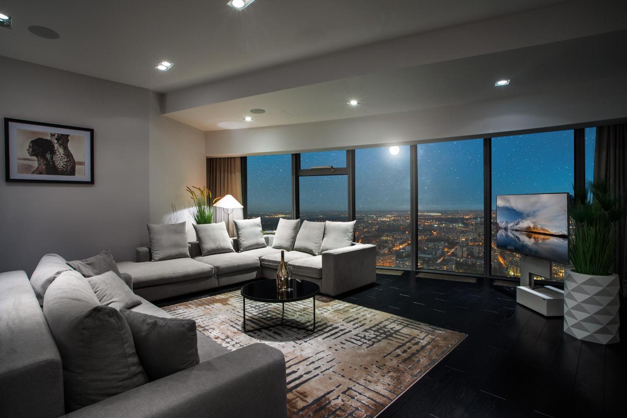 30Th+ Floor Apartments In Sky Tower Breslau Zimmer foto